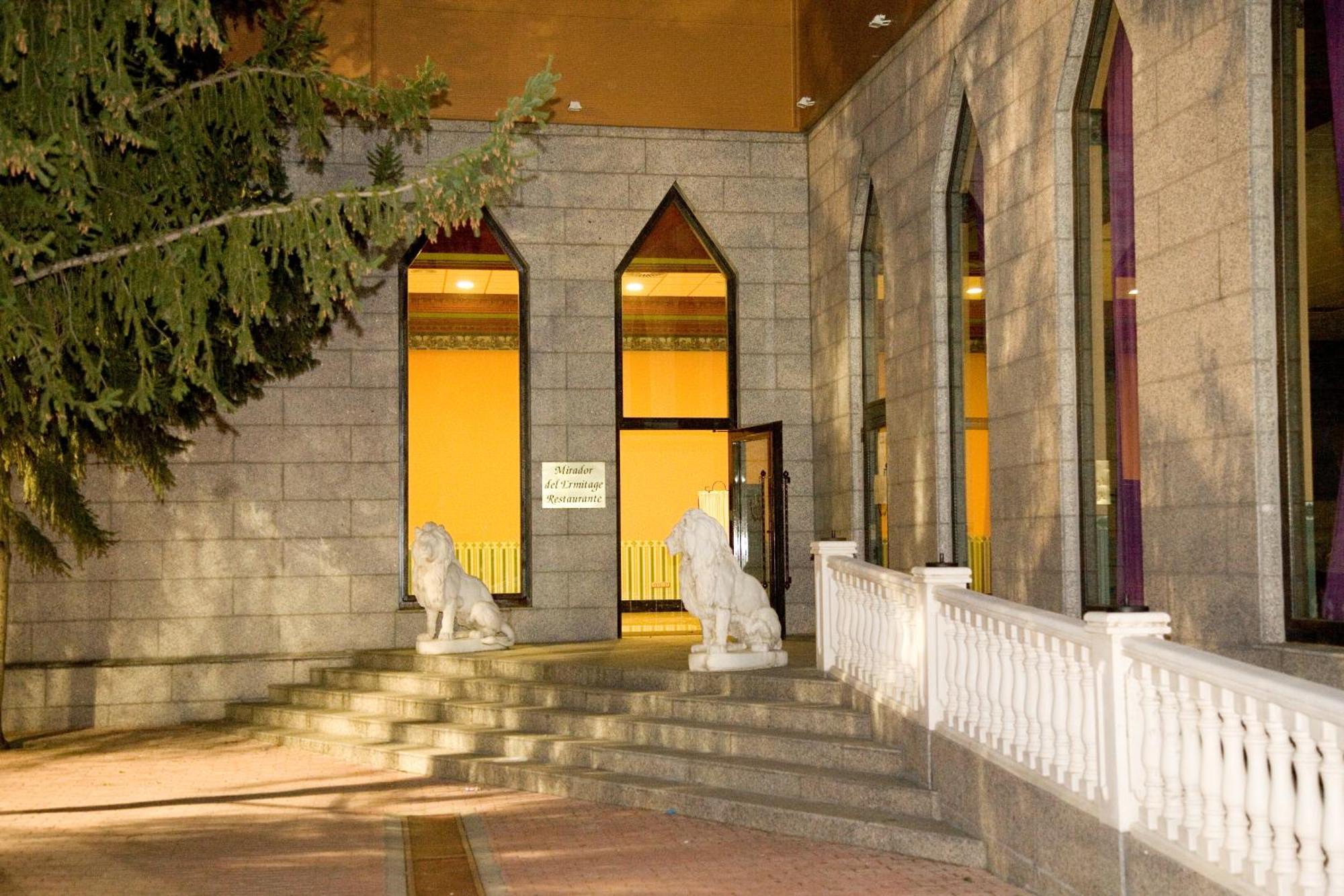 Mirador Del Ermitage Hotel La Baneza Exterior photo